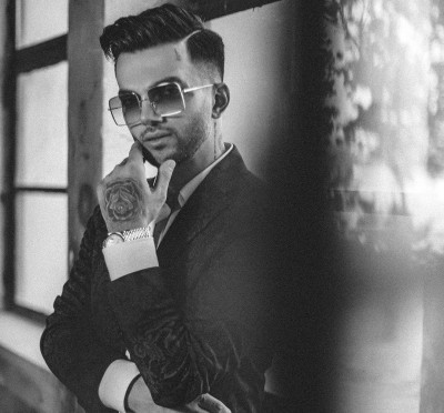 دانلود آهنگ پویان مختاری به نام چه حالیه