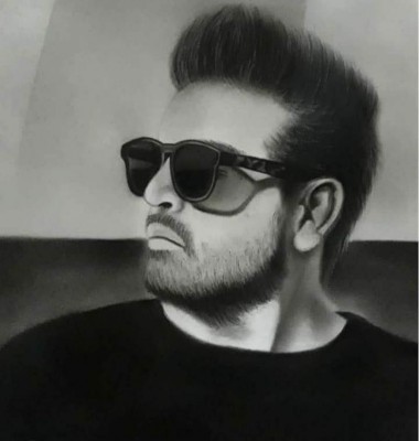 دانلود آهنگ عماد طالب زاده به نام اون غریبه کی بود دانلود آهنگ عماد طالب زاده به نام اون غریبه کی بود