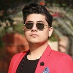 دانلود آهنگ جواد اردیبهشتی به نام از اینجا تا اونجا