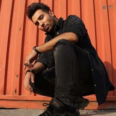 دانلود آهنگ متی تیری به هیشکی نیازی نیست