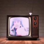 دانلود آهنگ زده بارون به اون صورت چاقت