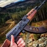 دانلود تمامی آهنگ های دوش تفنگ دارمه کلاش از تمام خواننده ها + پخش آنلاین