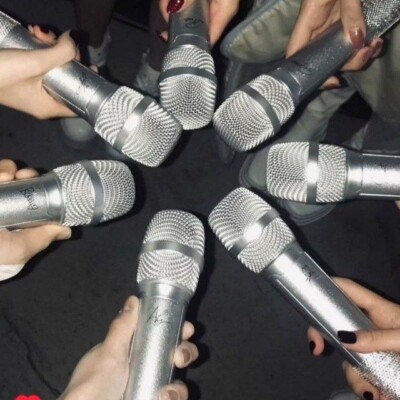 دانلود آهنگ خارجی شیش MP3 اصلی + پخش آنلاین از دو خواننده دانلود آهنگ خارجی شیش MP3 اصلی + پخش آنلاین از دو خواننده