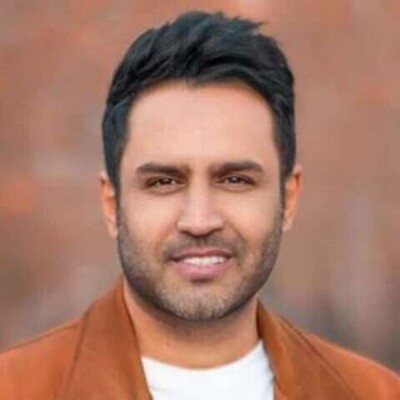 دانلود آهنگ حسین توکلی این عشق چیه