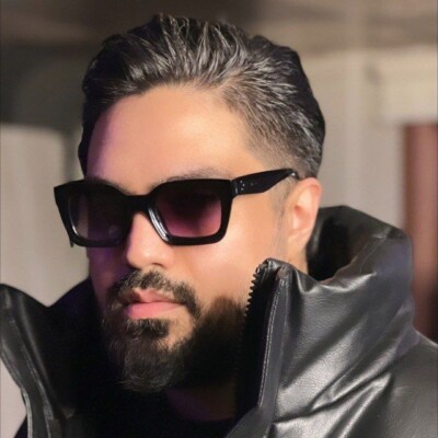 دانلود آهنگ قلب من قاتلشو دوست داره هنوزم یکم