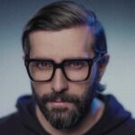 دانلود آهنگ امیر فرجام مریضم بهت